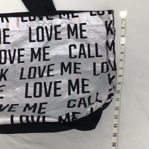 Large tote - Picture 5 of 6